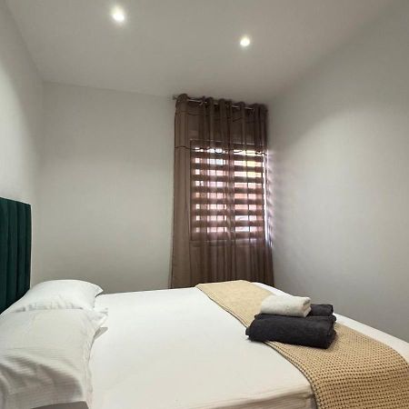 Host Elios Tirana Apartment Luaran gambar