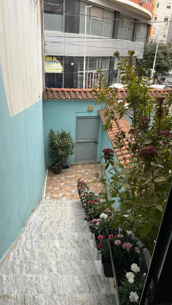 Host Elios Tirana Apartment Luaran gambar